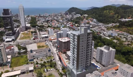 Apartamento no Ed. Manu Bay Praia Brava de Itajaí