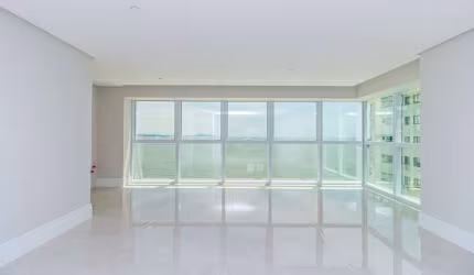 Apartamento frente mar a venda - One Tower em Balneário Camboriú