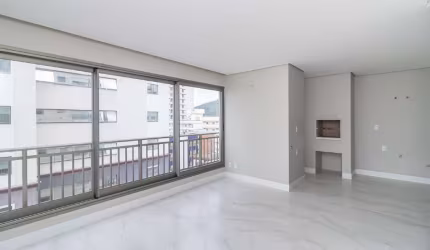 Apartamento no Ed. Charmant em Balneário Camboriú