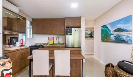 Apartamento no Ed. Brava Ocean na Praia dos Amores