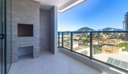 Apartamento 3 suítes no Edifício Surfers Paradise Praia Brava