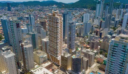 Apartamento à venda na planta na 2ª Quadra de Balneário Camboriú