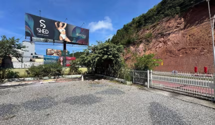 Terreno à venda na Praia dos amores
