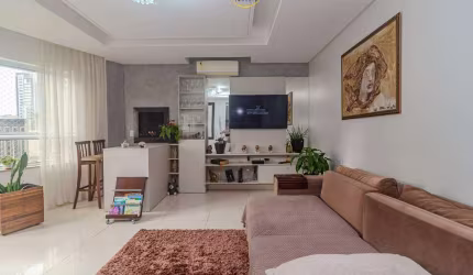 Apartamento à venda na 2ª Quadra do Mar de Balneário Camboriú - Porto Veneto