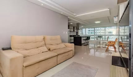 Apartamento com 03 suítes à venda no Pioneiros em Balneário Camboriú.
