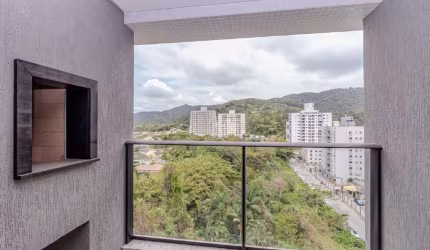 Apartamento com 02 dormitórios à venda na Praia Brava.