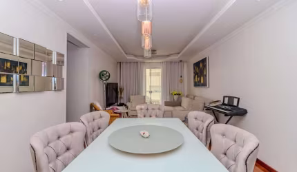 Apartamento à venda com 04 dormitórios no Centro de Balneário Camboriú.