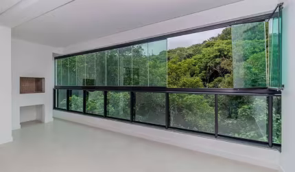 Apartamento à venda no Colina da Brava