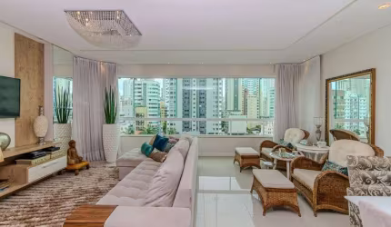 Apartamento à venda no Ed. San Francesco em Balneário Camboriú