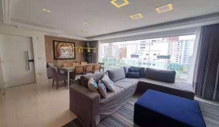 Apartamento diferenciado no Ed. Algaleo em Balneário Camboriú