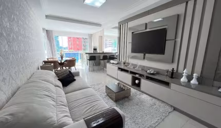 Apartamento perto do mar à venda no Ed. Villa Serena em Balneário Camboriú