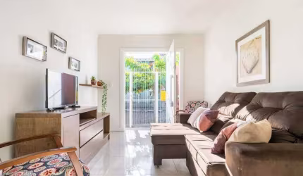 Sobrado duplex à venda no centro de Balneário Camboriú