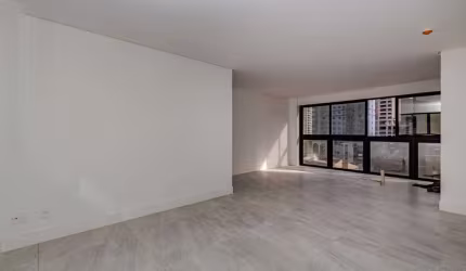Apartamento à venda no Ed. Vênus de Milo em Balneário Camboriú