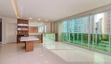 Apartamento à venda no Ed. Ville Del Acqua em Balneário Camboriú