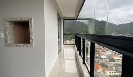 Apartamento com 2 dormitórios no Condomínio Lago Moraine no bairro Fazenda em Itajaí
