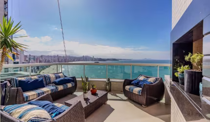Apartamento frente mar à venda no Ed. Renaissance em Balneário Camboriú