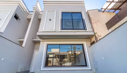 Casa à venda no centro de Balneário Camboriú