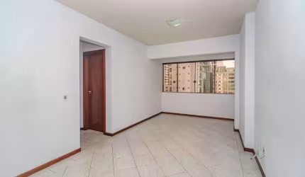 Apartamento 2 quartos 75m² Centro Balneário Camboriú