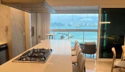 Apartamento com vista mar à venda no Ed. Santé em Balneário Camboriú