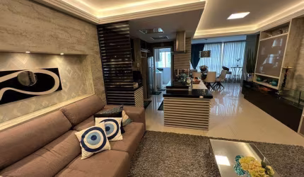 Apartamento com piscina à venda no Ed. Portland em Balneário Camboriú