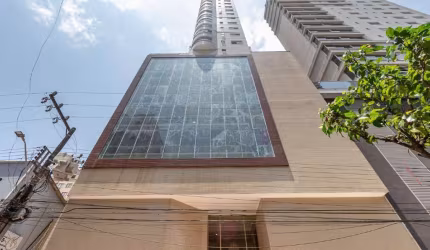 Apartamento à venda no Ed. Barcelona Plaza em Balneário Camboriú