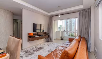 Apartamento próximo ao mar à venda no Ed. Diana em Balneário Camboriú
