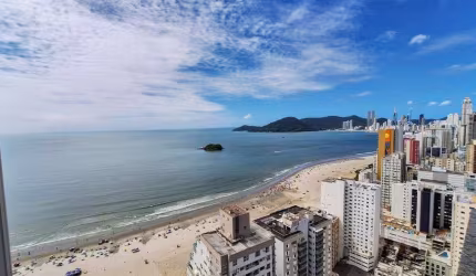 Apartamento à venda no Le Visage Divinité em Balneário Camboriú
