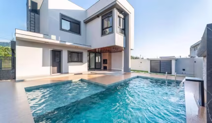 Casa à venda no Cond. Caledônia Private Village em Camboriú