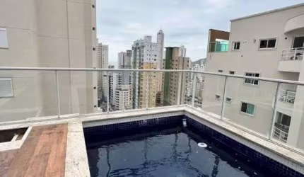 Cobertura à venda no Ed. Blue Life em Balneário Camboriú