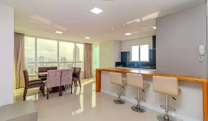 Apartamento no Ed. Lumiére em Balneário Camboriú