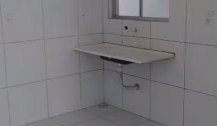 Apartamento com 2 quartos  para alugar, 0.00 m2 por R$700.00  - Pinheiropolis - Caruaru/PE