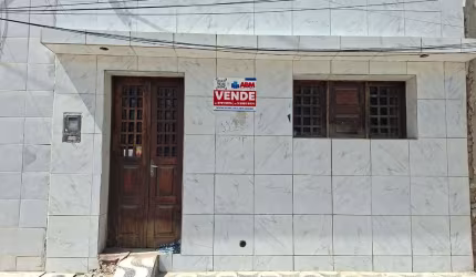 Casa Residencial com 2 quartos  à venda, 0.00 m2 por R$170000.00  - Caiuca - Caruaru/PE