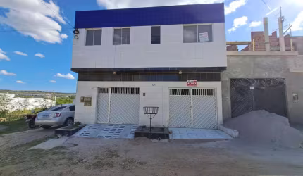 Apartamento com 2 quartos  para alugar, 0.00 m2 por R$700.00  - Deputado Jose Antonio Lib - Caruaru/PE