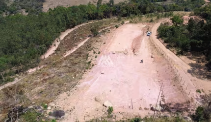 Vendo chácara em Itatiaiuçu de 3000m² excelente localização.