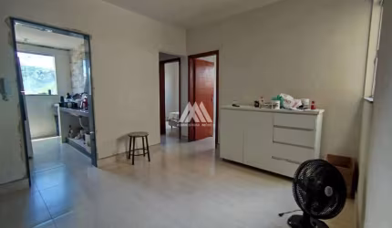 Vendo apartamento em Itaúna com excelente localização!