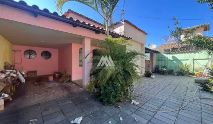 Vendo casa no Cerqueira Lima com amplo espaço!