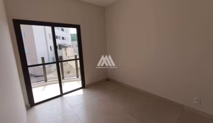 Vendo apartamento em Itaúna com área, varanda e acabamento em porcelanato com localização central!