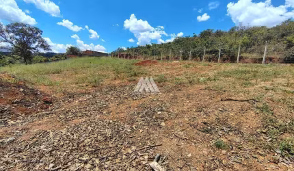 Vendo chácara em Itatiaiuçu de 2000m² excelente localização.