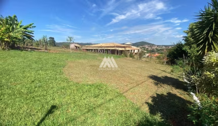 Vendo chácara em Itatiaiuçu de 1600m² excelente localização.