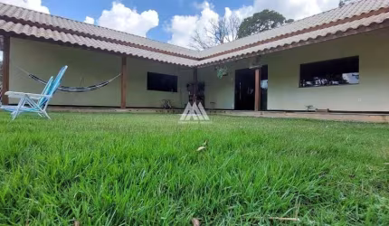 Vendo chácara em Itatiaiuçu de 4.500m² com 02 quartos e lagoa excelente localização.