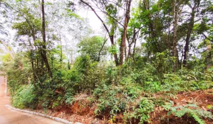 Vendo chácara em Itatiaiuçu de 1000m² excelente localização.