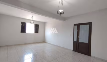 Vendo apartamento em Itaúna com excelente localização!
