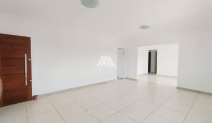 Vendo apartamento em Itaúna com excelente localização próximo ao centro!
