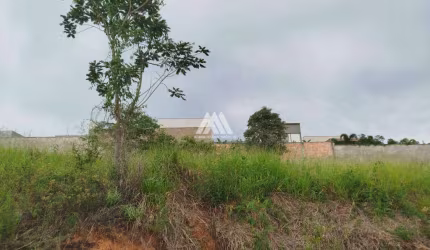 Vendo lote em Itaúna com ótima localização!
