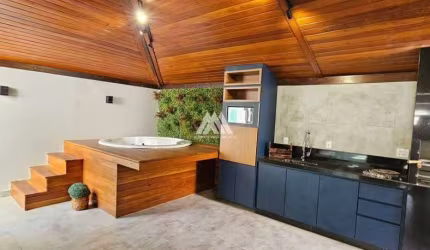 Vendo casa em Itaúna em excelente localização próxima ao centro!