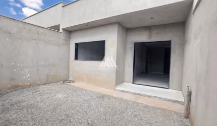 Vendo casa em Itaúna em excelente localização!