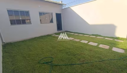 Vendo casa em Itaúna em excelente localização!