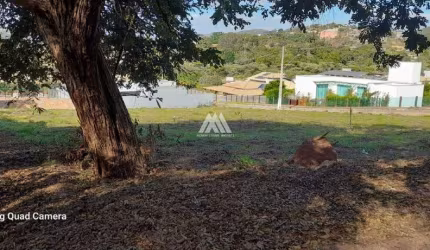 Vendo lote em condomínio em Itaúna com ótima localização!