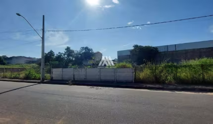 Vendo lote em Itaúna com 525m² de boa topografia em ótima localização