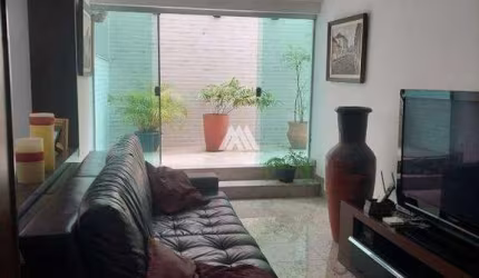 Vendo apartamento em Itaúna com 03 quartos sendo planejado e 02 vaga e área privativa em ótima localização